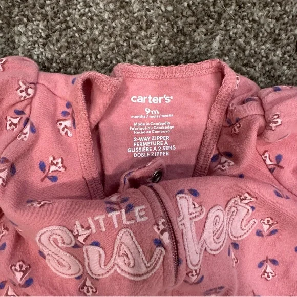 Set of 2 Carter's Pink Floral Baby Girl Footies Pajamas “Little Sister” twins 9M - Picture 4 of 6